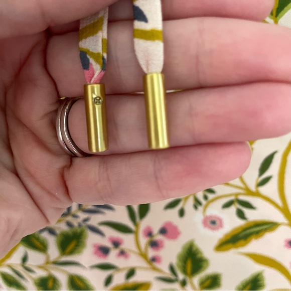 NWT Reese 100% Silk Blouse Pepper Hall Thistle. Floral coastal. 13 - Picture 7 of 11